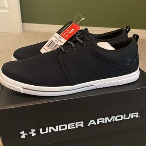NWT! Under Armour Size 9 Street Encounter IV Black